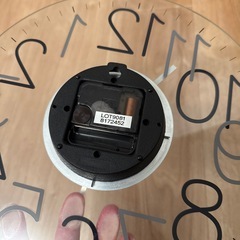 ニトリ　壁掛け時計　がらすガラスの画像