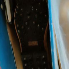 スパイクブーツ25ｃｍ前後？　11月15日土曜日10時から16時の画像