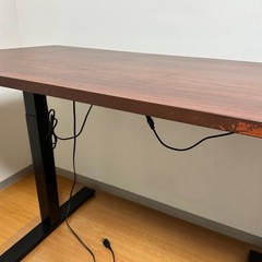 FlexiSpot 電動昇降スタンディングデスクの画像