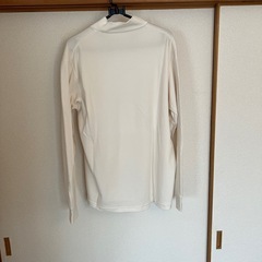 UNIQLOハイネックホワイトLサイズユニクロ長袖ハイネックの画像