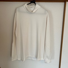 UNIQLOハイネックホワイトLサイズユニクロ長袖ハイネックの画像