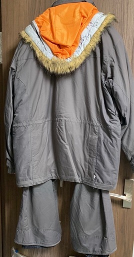 お正月セール！20％オフ！スノーボードウエアー　レディース　Ｓ