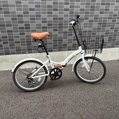 ほぼ新品  ギア付き折りたたみ自転車の画像