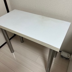 オフィス机の画像