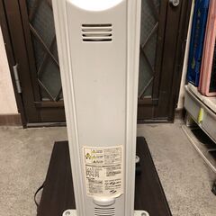 配送可　空気を汚さない暖房器具　デロンギ　アリエテ　DeLonghi　ARIETE　オイルヒーター【3～8畳用】タイマー機能付き　A230812T-R　動作確認済み　中古美品の画像