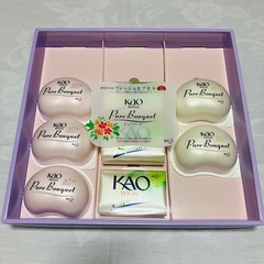 【期間限定 新品未使用】石鹸8個セット 花王ホワイト ピュアブーケ Kao White Pure Bouquetの画像