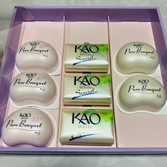 【期間限定 新品未使用】石鹸8個セット 花王ホワイト ピュアブーケ Kao White Pure Bouquetの画像