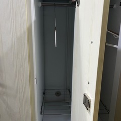 8人用ロッカー 鍵あり 裏側凹みありありの画像