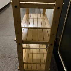 お話し中木製棚2点と衣装ケース1個計3点の画像