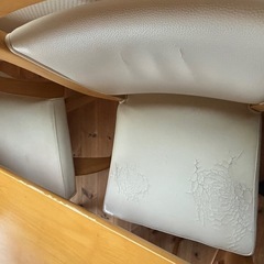 ダイニングテーブルの画像