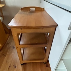 キッチンワゴンの画像