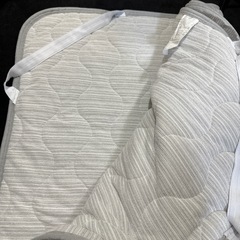 ニトリ 両面敷パットの画像