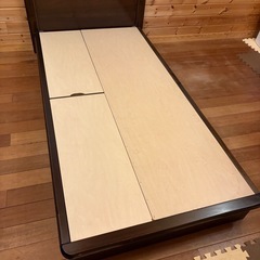木製シングルベッド　中古品ですの画像