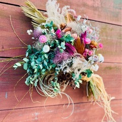 枝垂れを楽しむスワッグ　ブーケ　ドライフラワー　素材　材料の画像