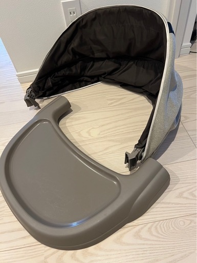 combi コンビ ネムリラ 電動 ベビーチェア 