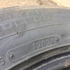 225/65/17 スタッドレスバリ目の画像