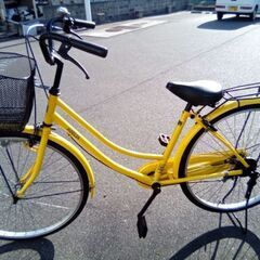 26インチ　イエロー　ママチャリ　LEDライトの画像