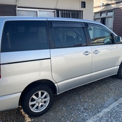 60ノア　4WD 8人乗りの画像