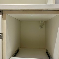 １２月５日〜6日　ホワイト 食器棚 カップボード　キッチンボード レンジボードの画像