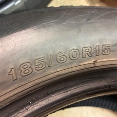 185/60/15 スタッドレスブリヂストンの画像