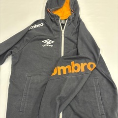 アンブロ　パーカー　Mサイズ　の画像