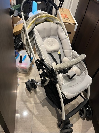 Aprica アップリカ ベビーカー 軽量・折りたたみ可 送料込み 三輪 終了