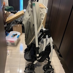 【Aprica】ベビーカー 折り畳み式の画像