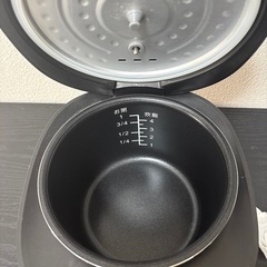 炊飯器の画像