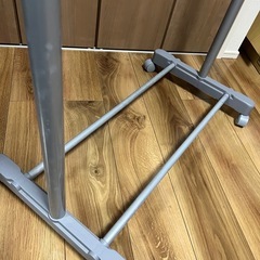 ハンガーラックの画像