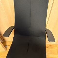 オフィスチェアの画像