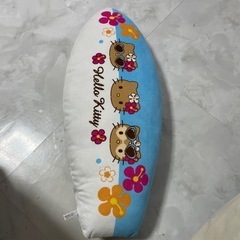 日焼けキティ クッションの画像