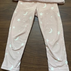 ユニクロ　パジャマ　120の画像
