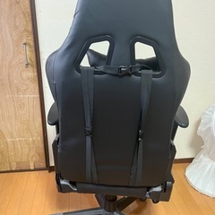 週末まで ゲーミングチェア中古品の画像