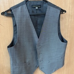 卒業式に着用　男児スーツの画像