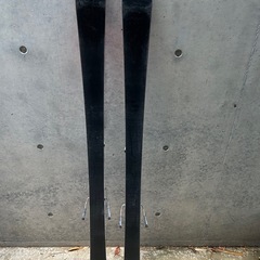 ロシニョールのジュニア用スキー板150cm
の画像