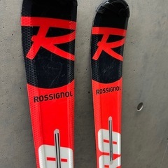 ロシニョールのジュニア用スキー板150cm
の画像