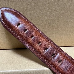 クォーツ腕時計　女性に合うサイズの画像