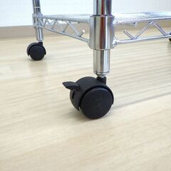 ワイヤーシェルフ３段（キャスター付）【小金井市民限定】（小金井市再生家具）品番：11-02-08 ※新規優先の画像