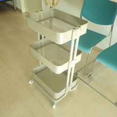 スチールワゴン（サンドベージュ）【小金井市民限定】（小金井市再生家具）品番：11-02-09 ※新規優先の画像