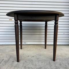 アンティーク調査　丸テーブル 楕円形 日焼けありありの画像