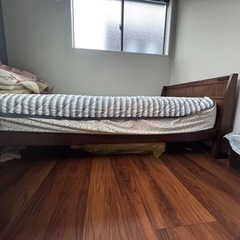 セミダブルベッド  マットレスセットの画像