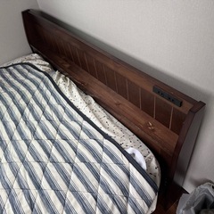 セミダブルベッド  マットレスセットの画像