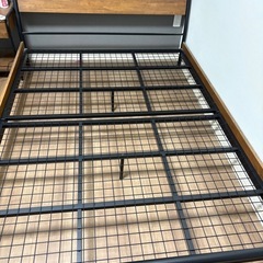 ニトリ　セミダブルベットフレームの画像