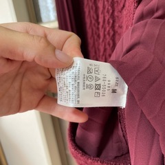 ニットワンピースともこもこアウターの画像