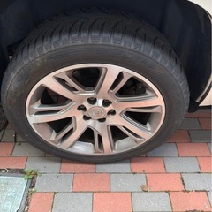 キャデラックエスカレード純正ホイールの画像