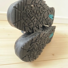 美品　キッズ　23.0cm スキルシューター　冬靴の画像