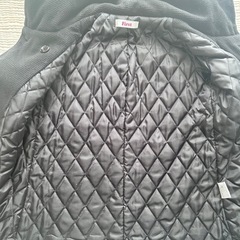 ブラック　キッズコート　140の画像