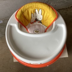 2511-03  ミッフィー歩行器の画像