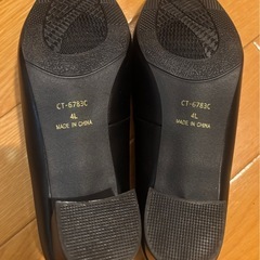 【お譲り先決定】女性物ローファー/4L/ほぼ新品の画像