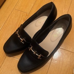 【お譲り先決定】女性物ローファー/4L/ほぼ新品の画像